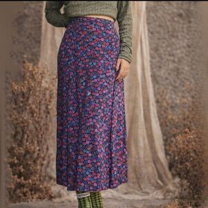 Vtg 1990s Laura Ashley Purple Floral Made in U.K. Floral Viscose Midi Skirt Sz 4